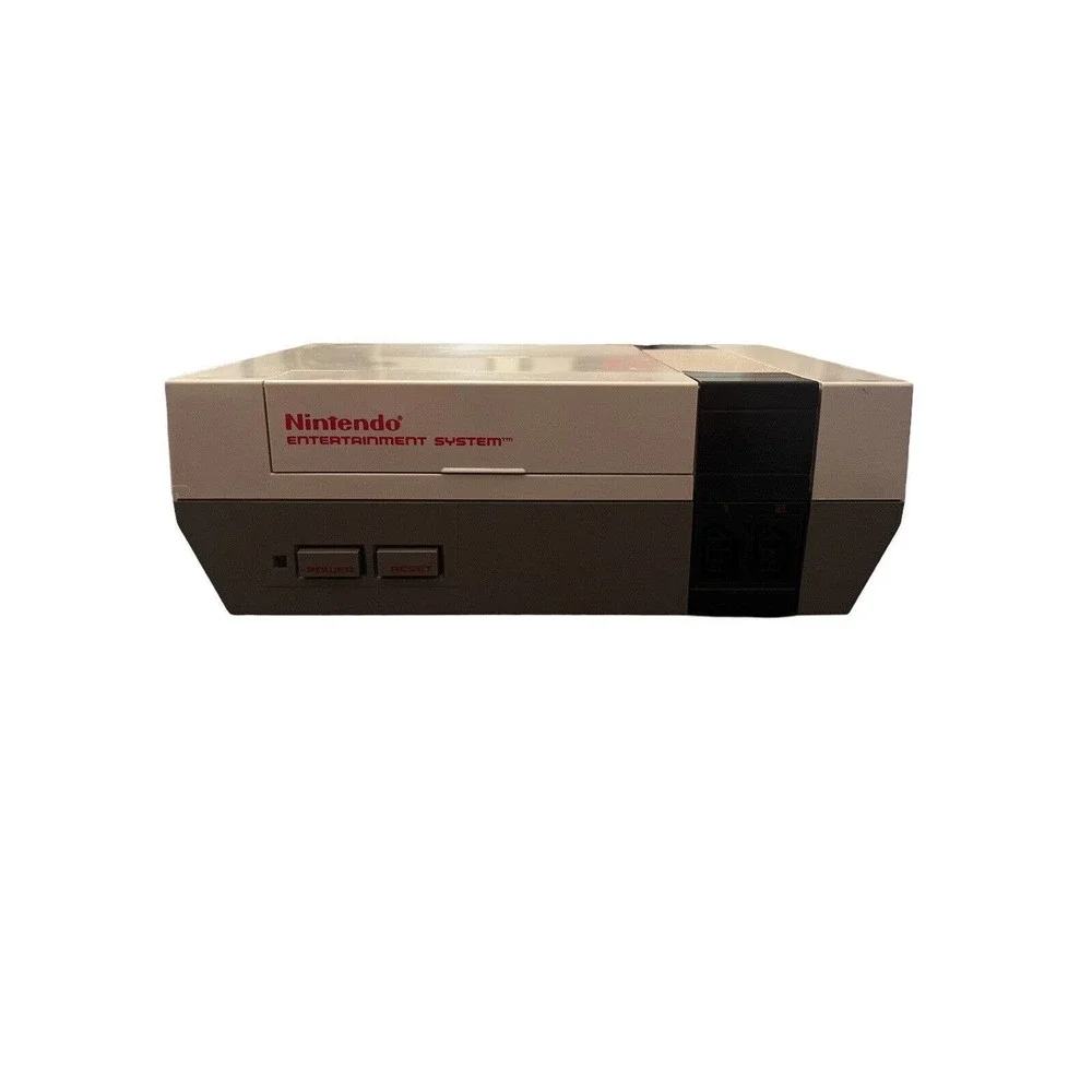 Nintendo Entertainment System Model NES-001 W/ 2 Controllers & Gun